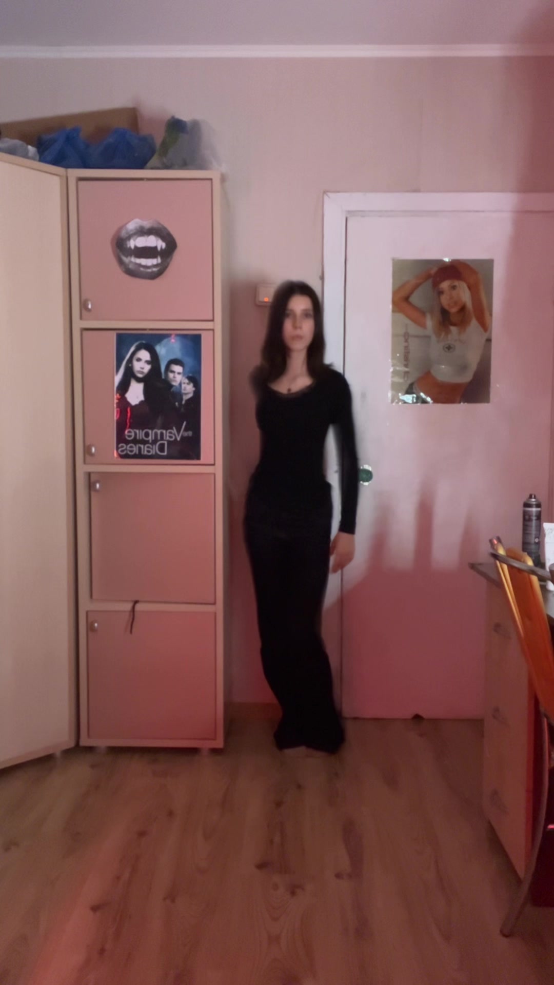 @𝒎𝒂𝒓𝒗𝒆𝒍