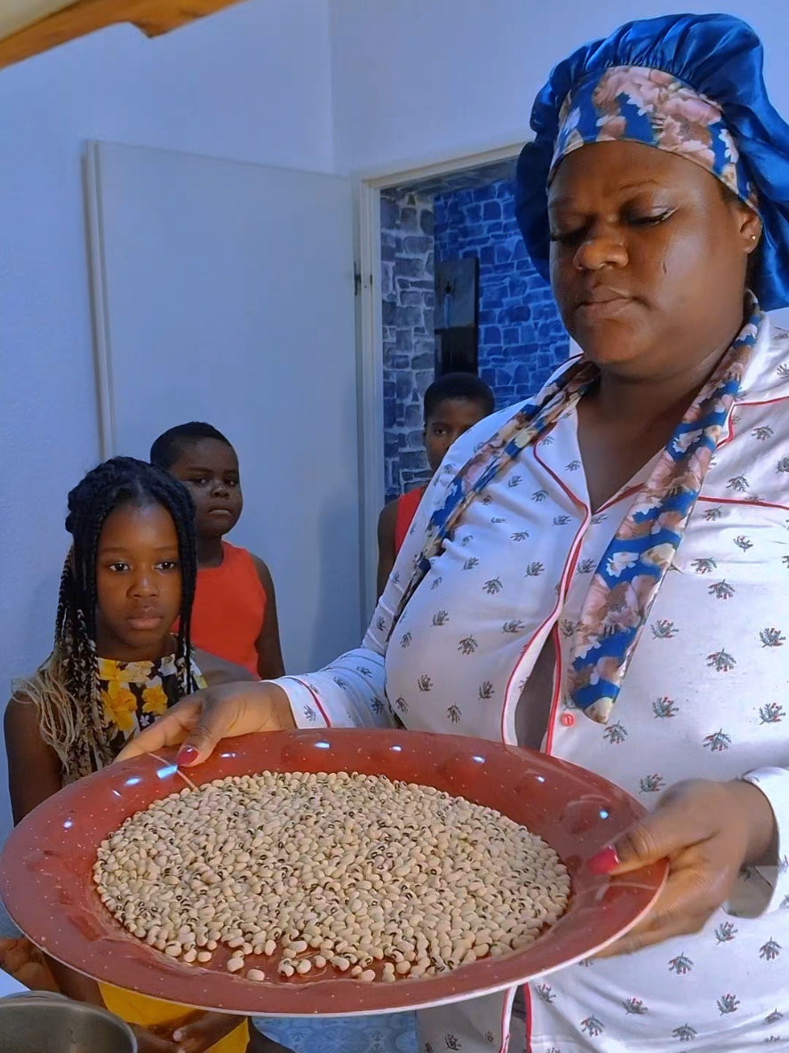 @lizzy & Osas Family tv