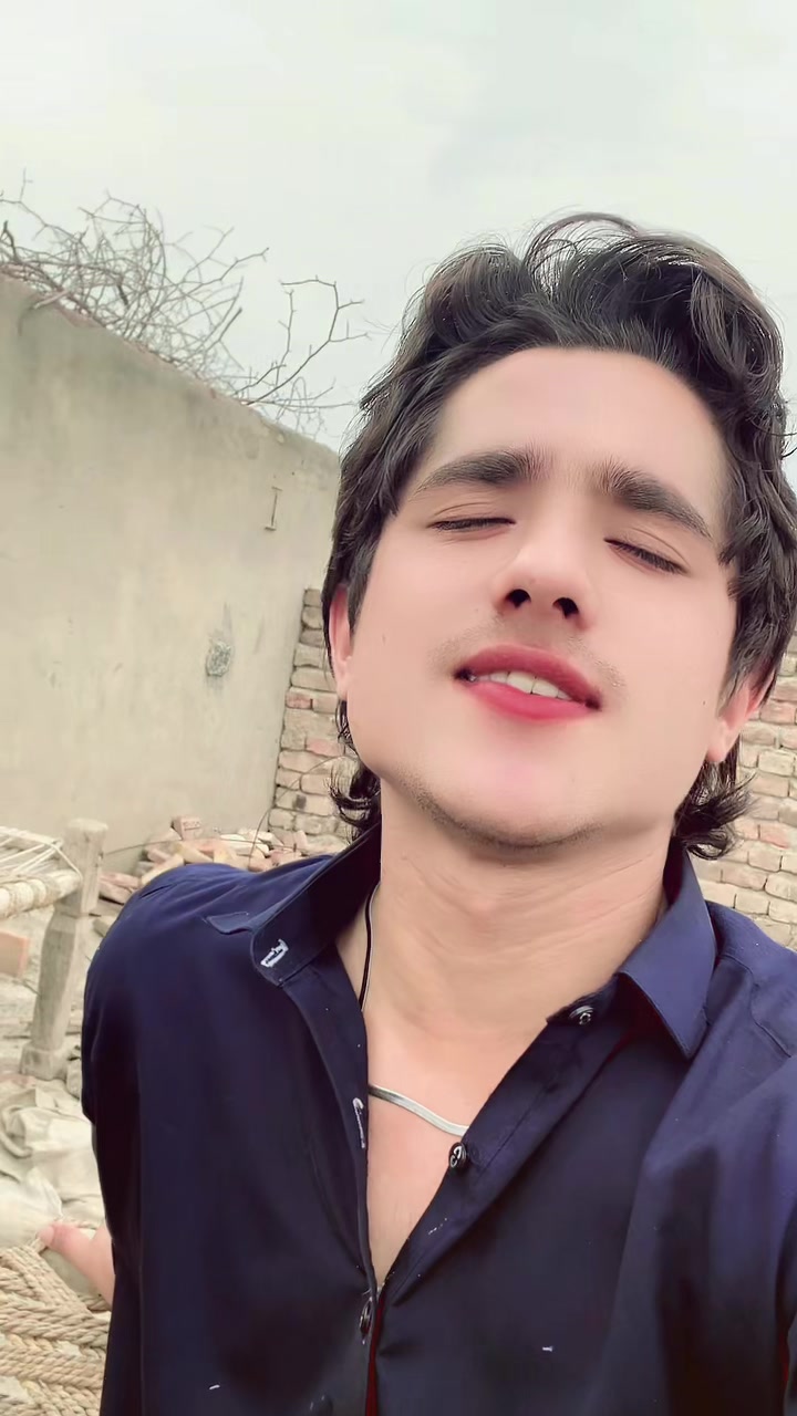 @MEER HADI 💧