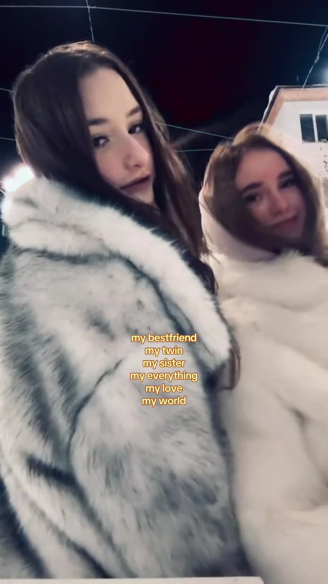 @𝑆🦢