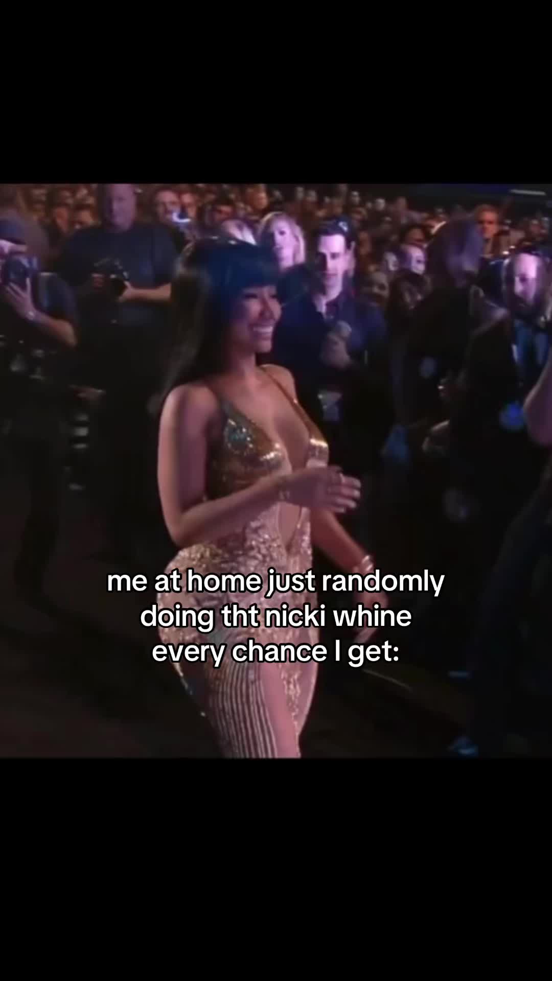 @￼