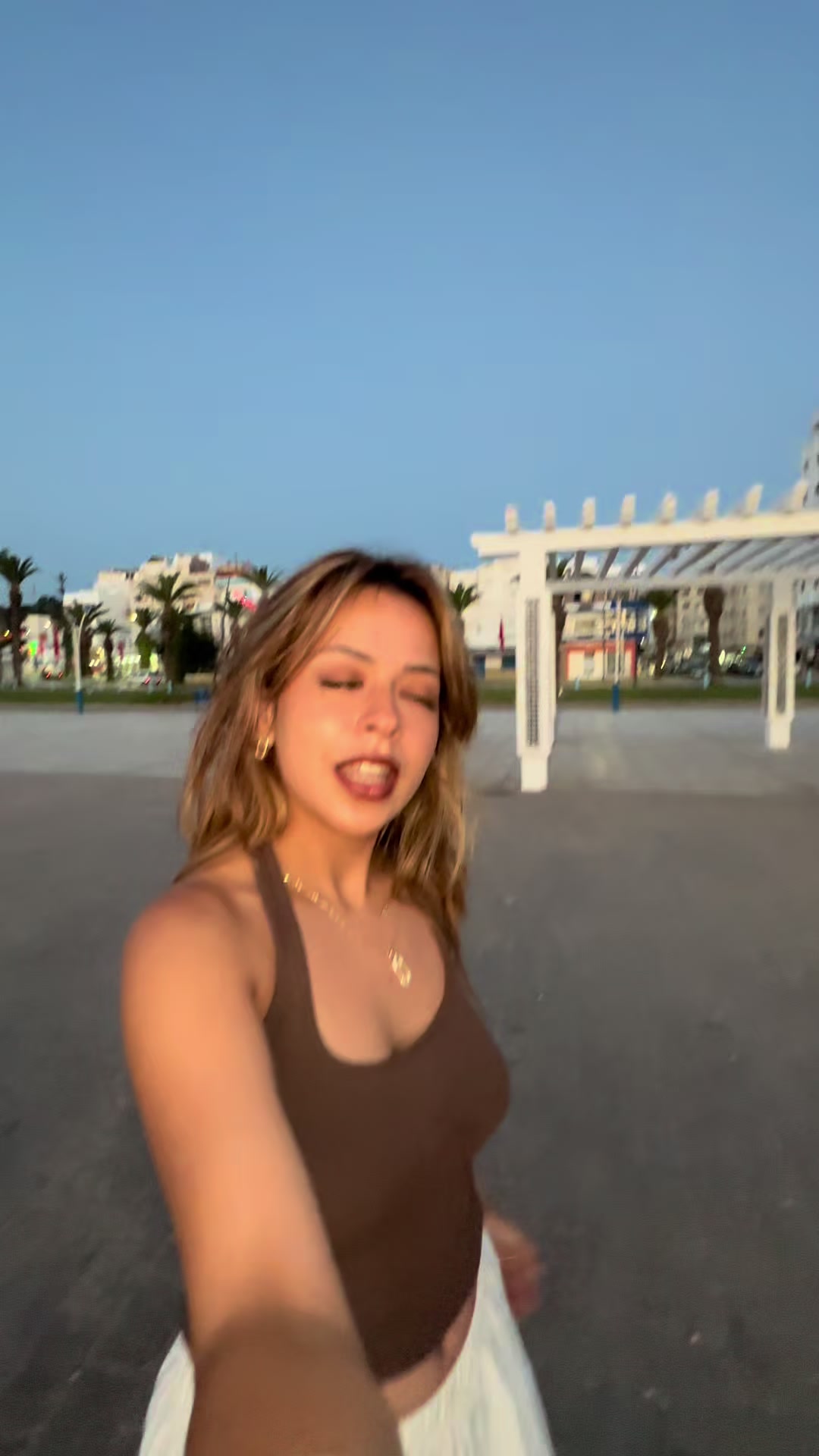 @Hana