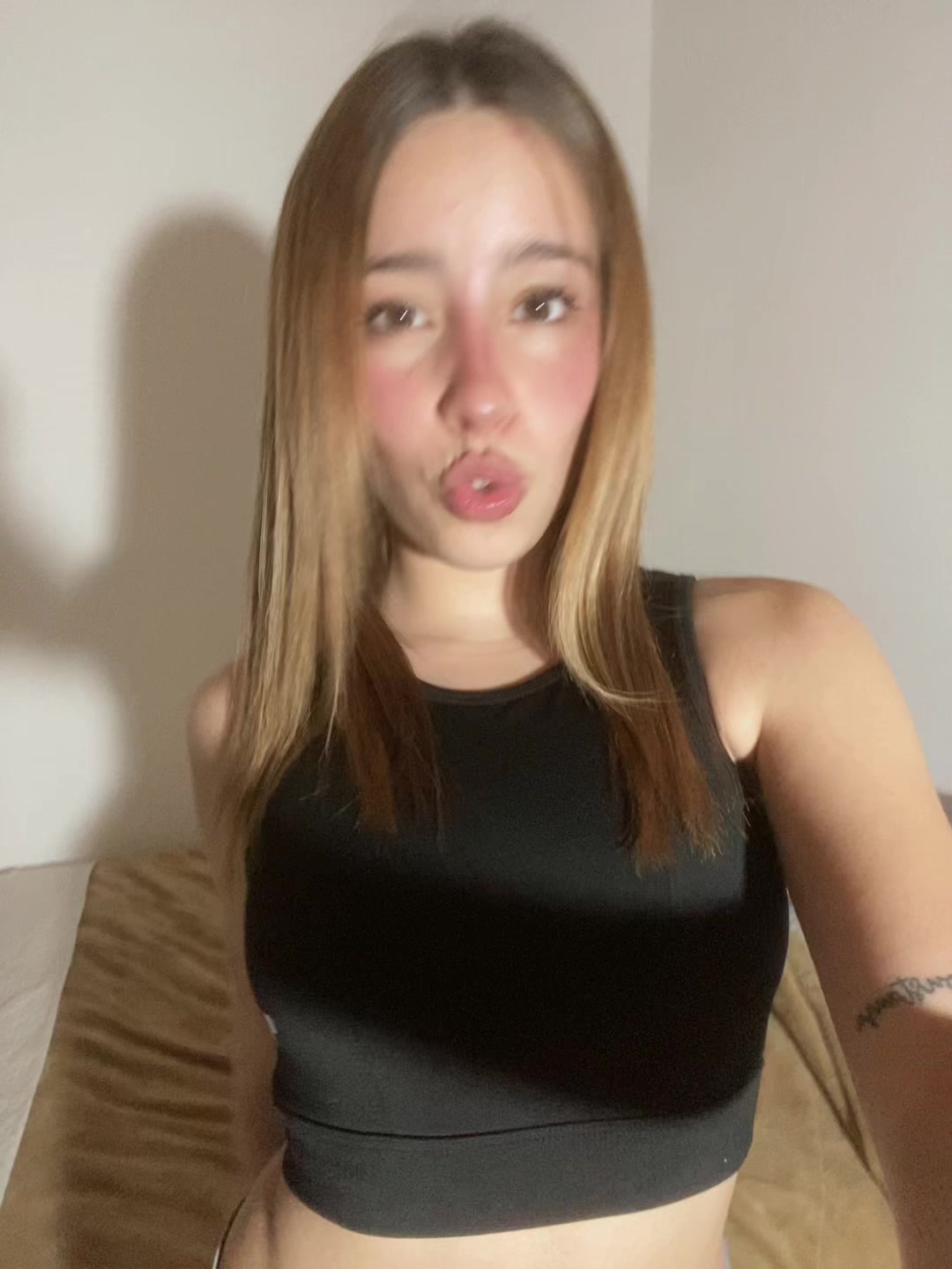 @Abrubruu