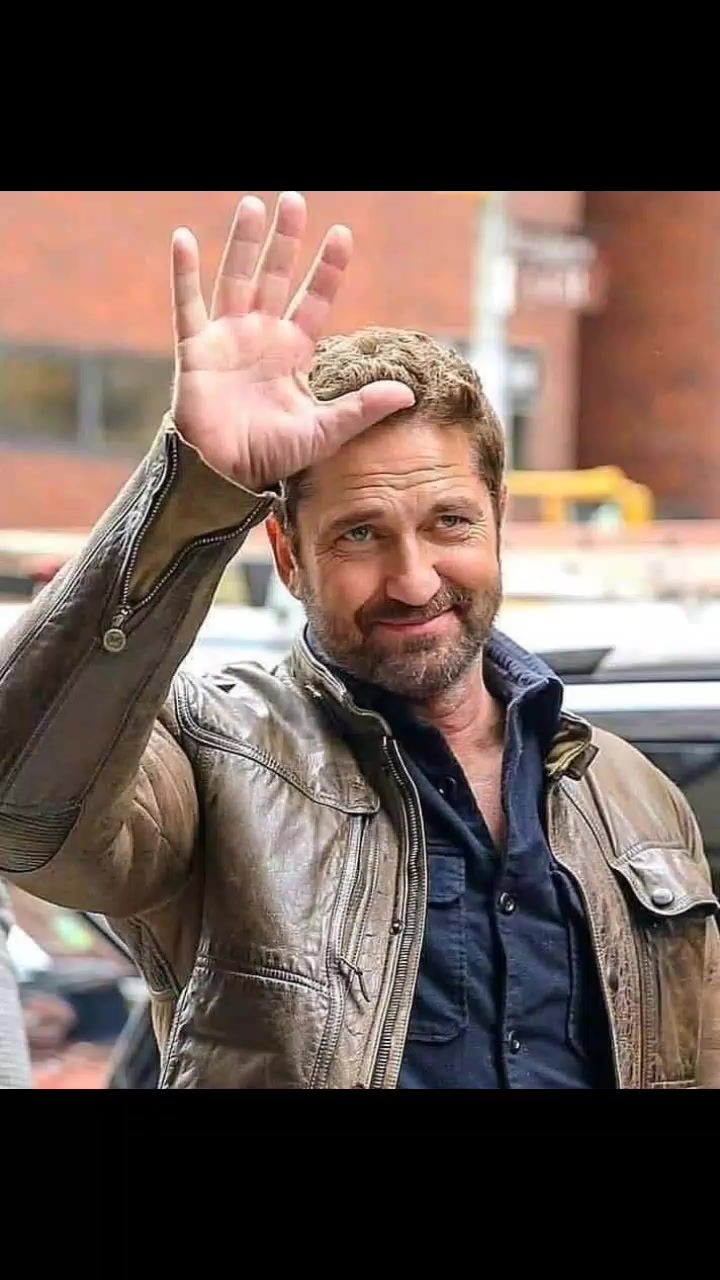 @Gerard Butler