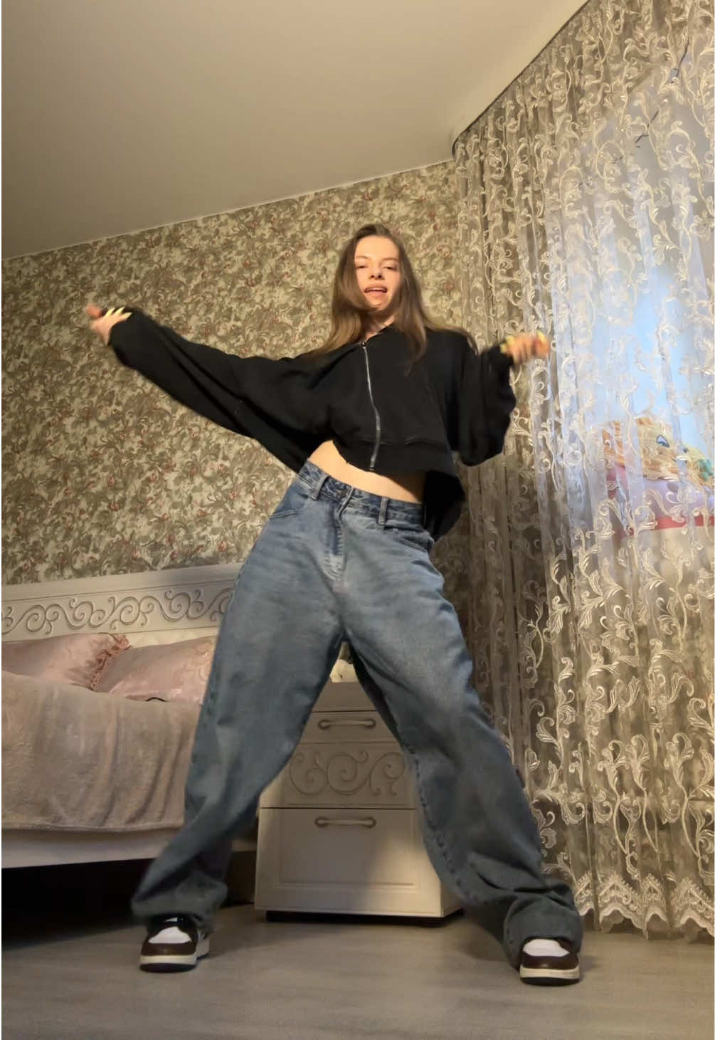 @Lisaery