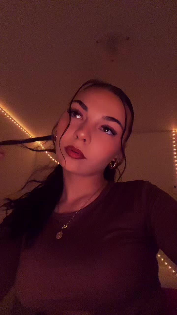 @janyeve_jobin