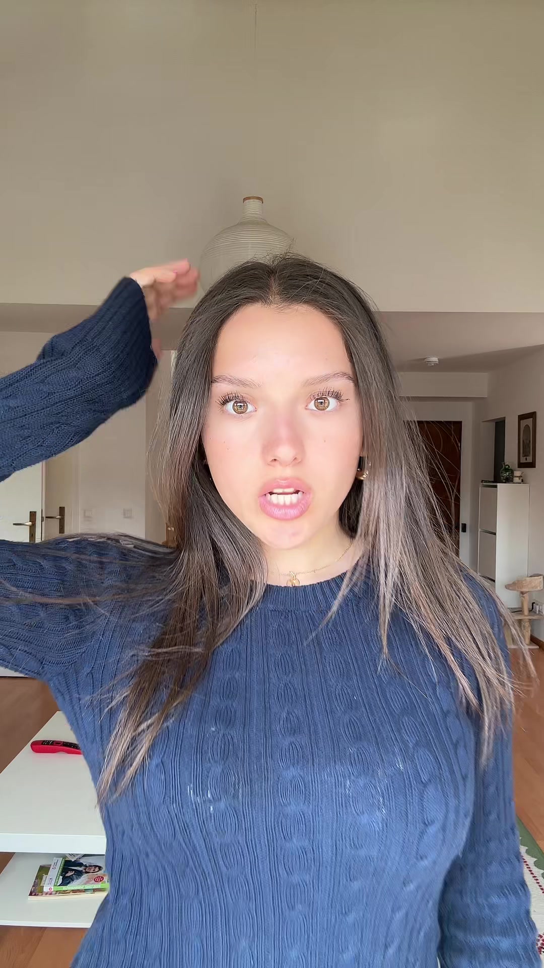 @iulia.dbr