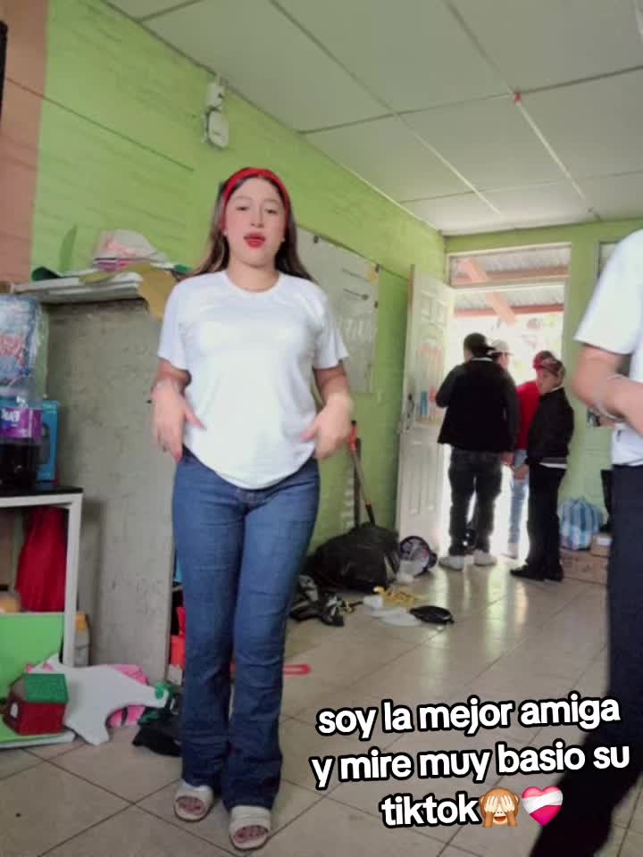 @francheska zamora