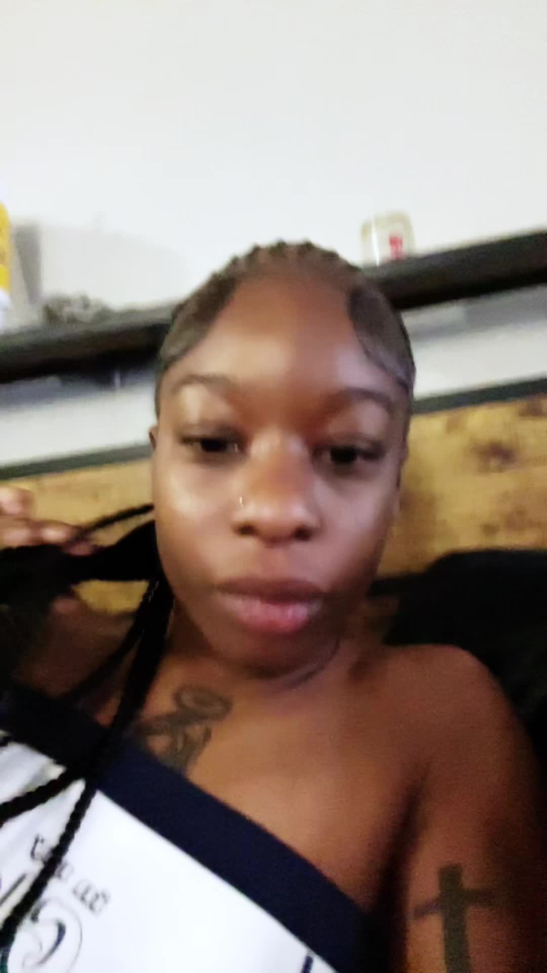 @Tay <๐-