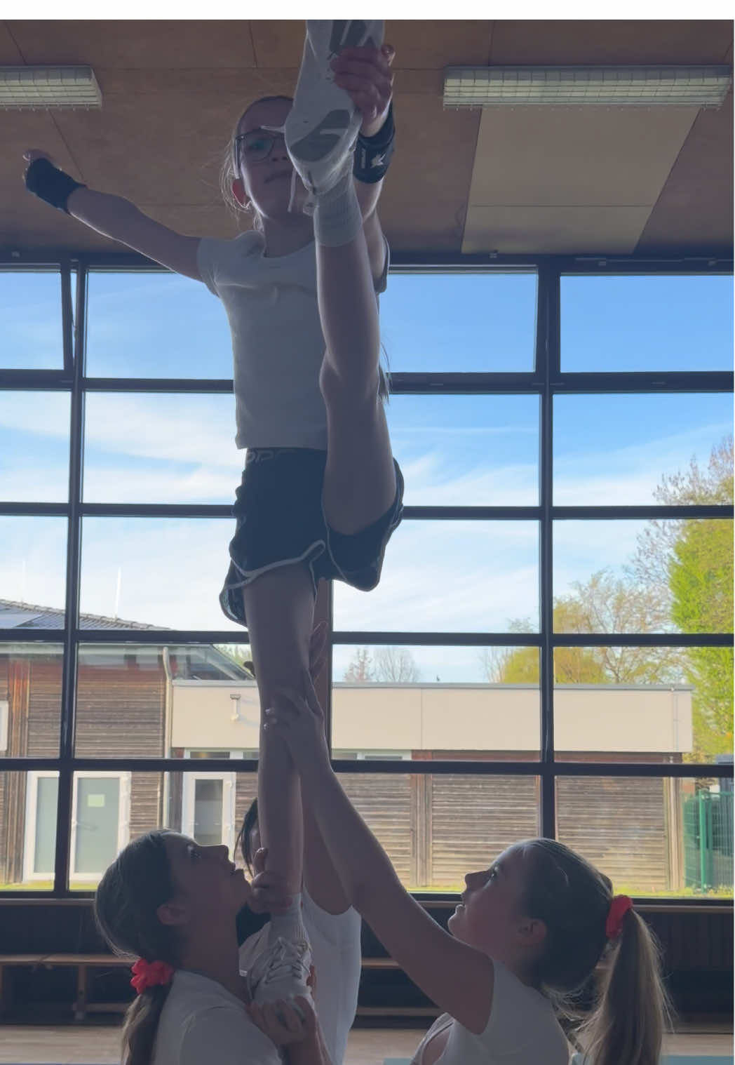 @Itschiaracheer
