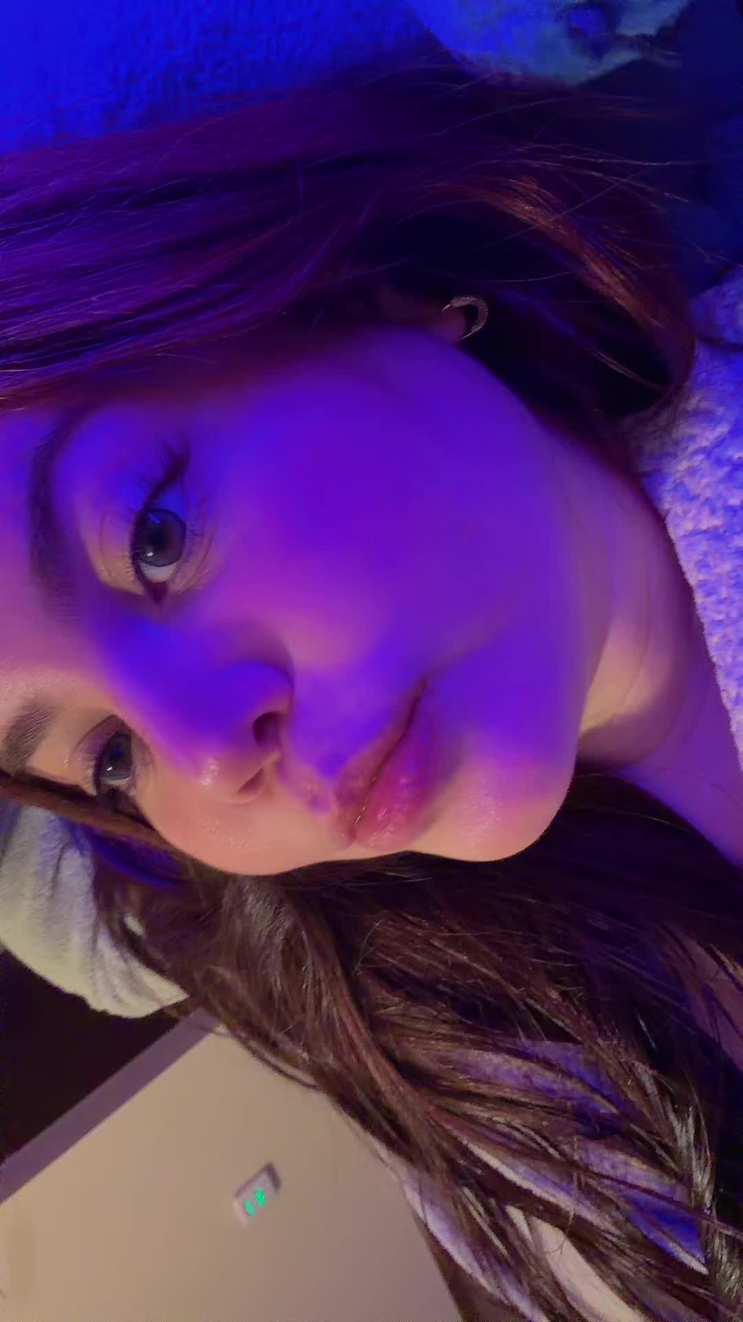 @AngeeLinares🔥