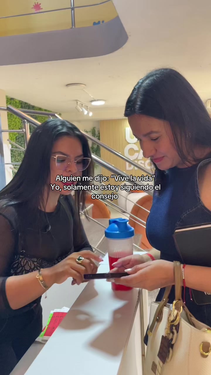 @Aby García