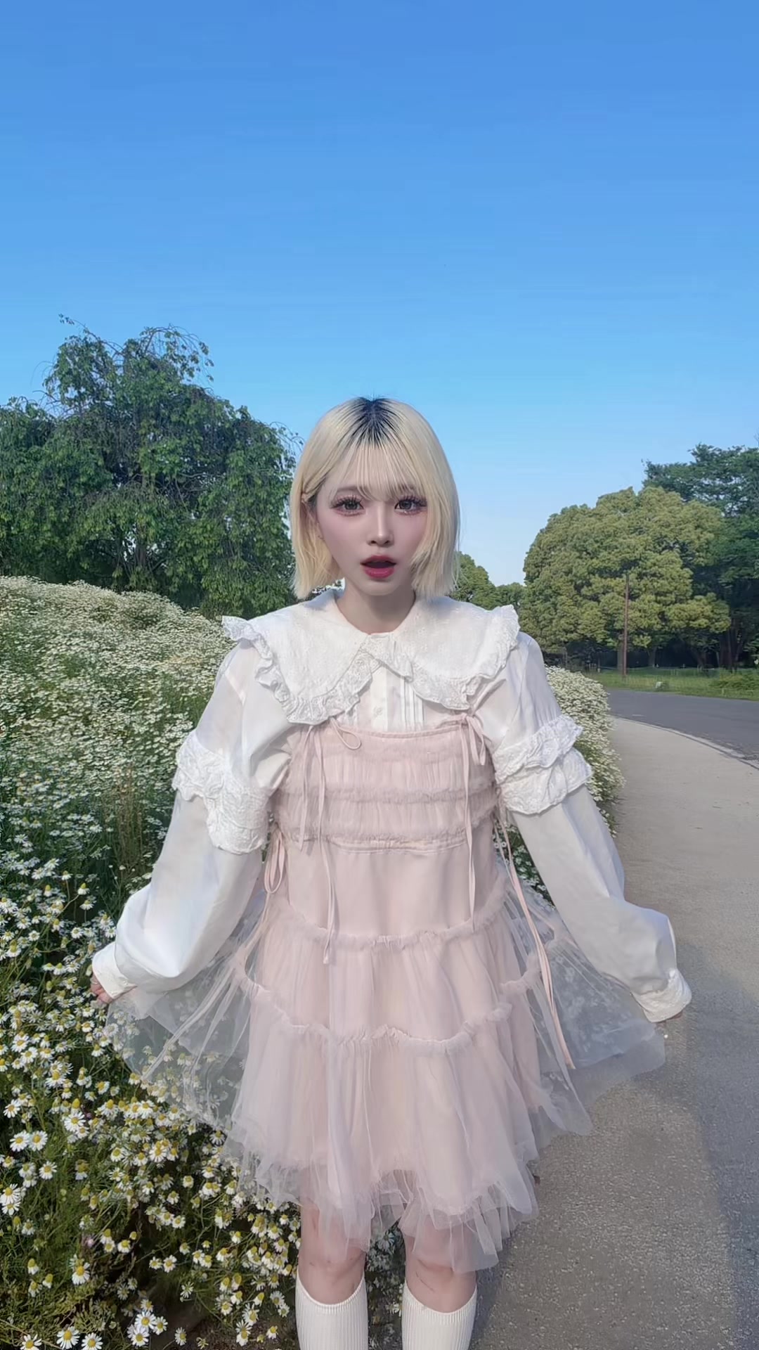 @るい