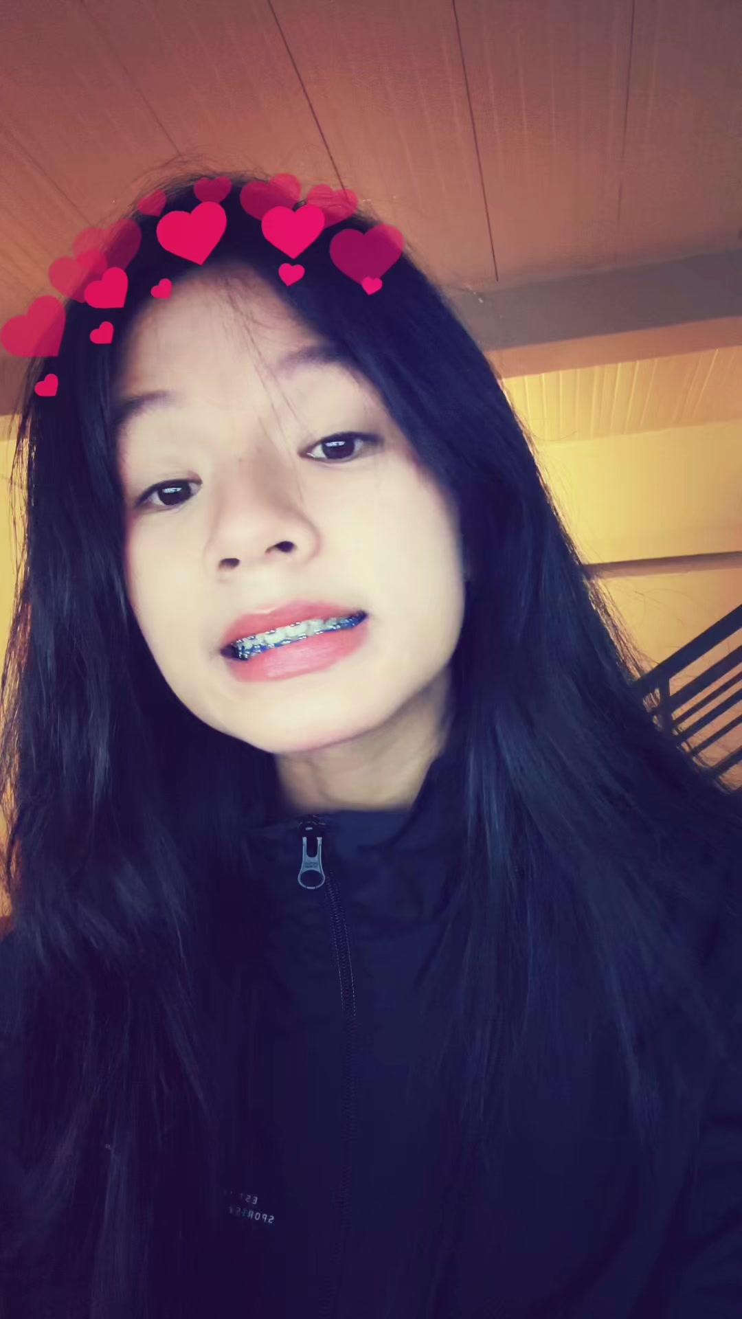 @litchownie.