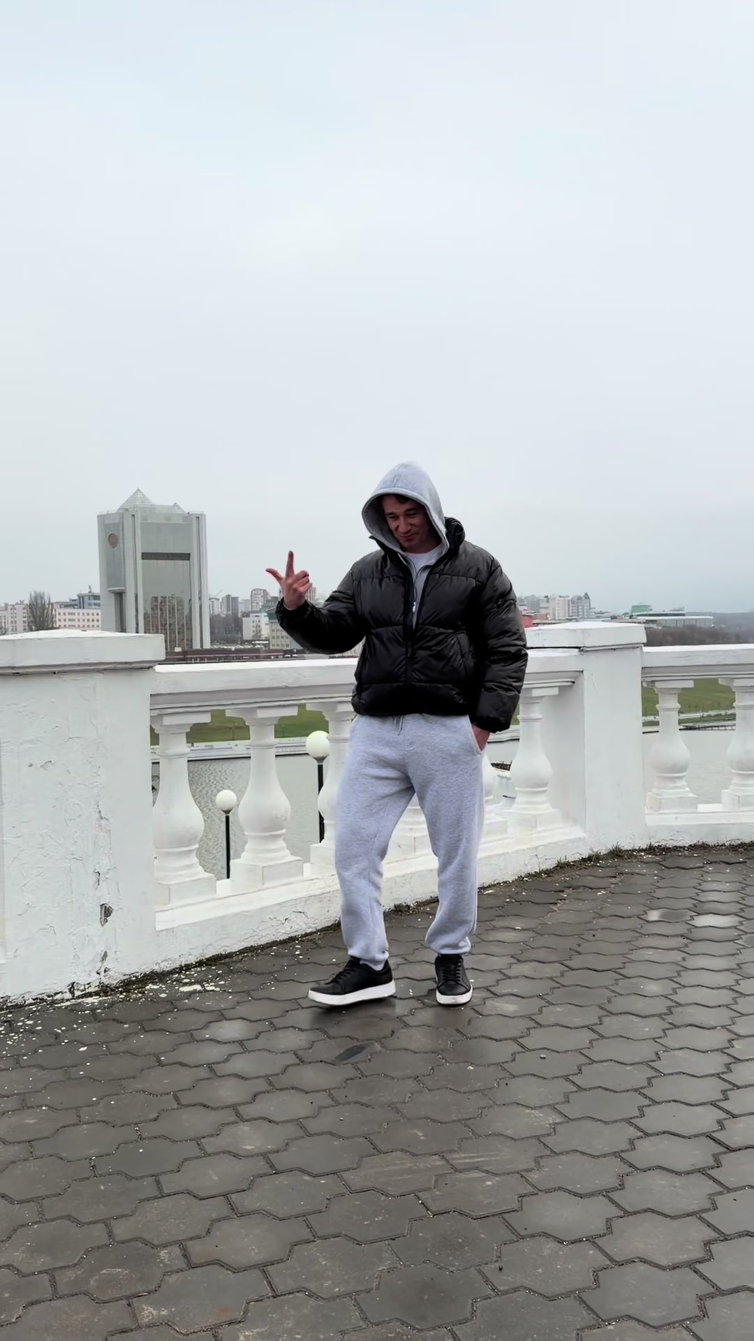@Alexdancereal