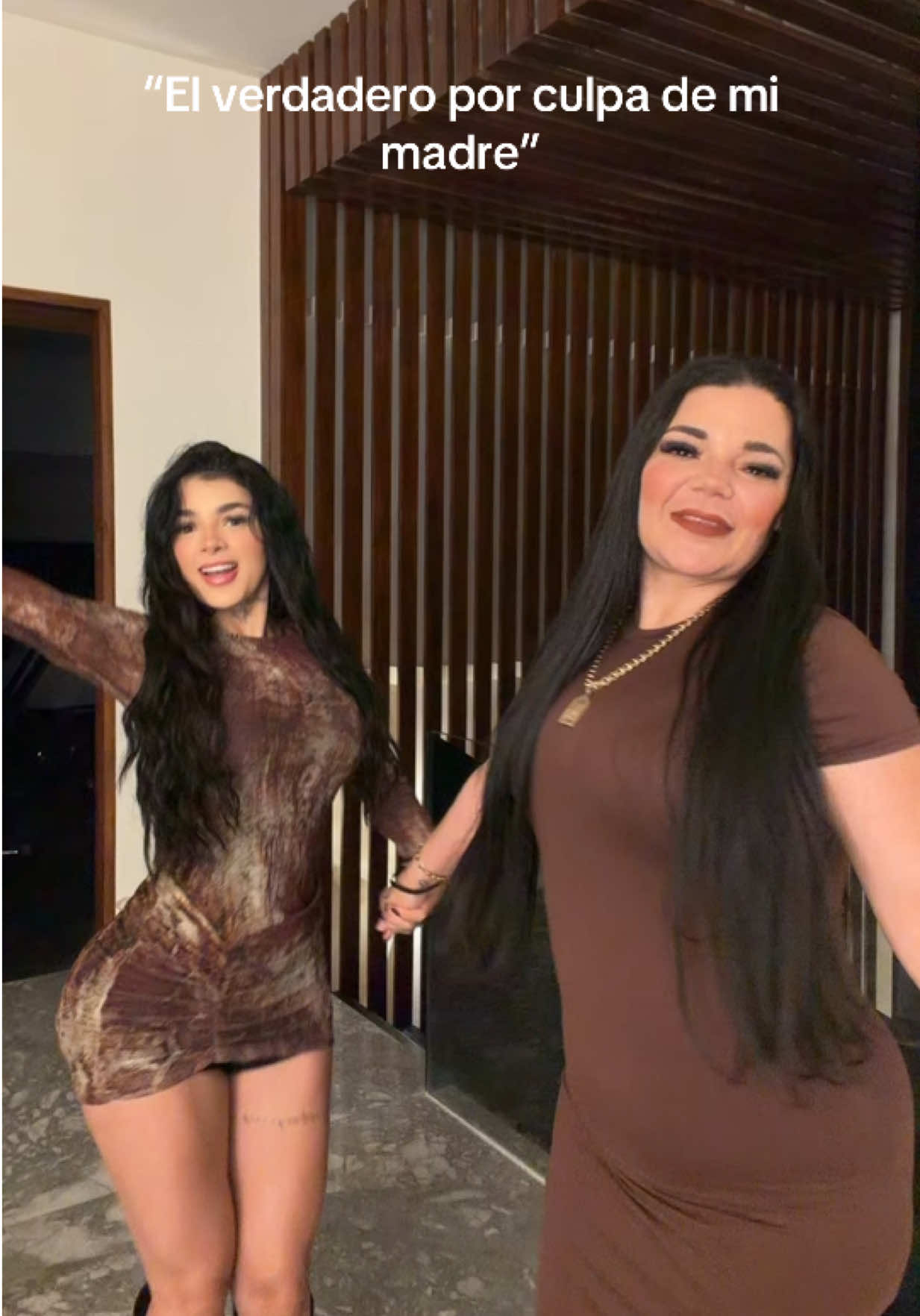 @Karelyruizoficial01