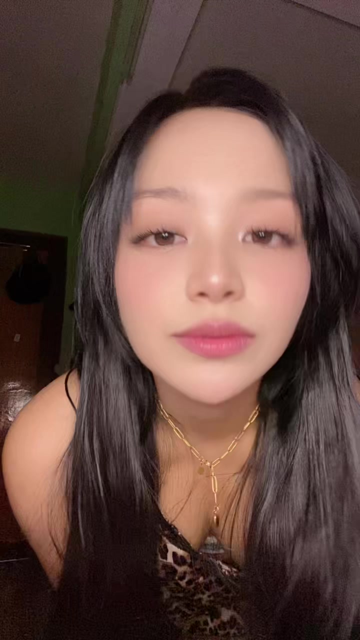 @Alliii