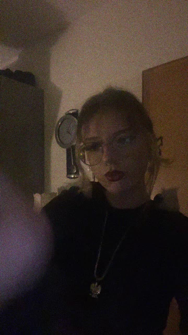 @Pupa