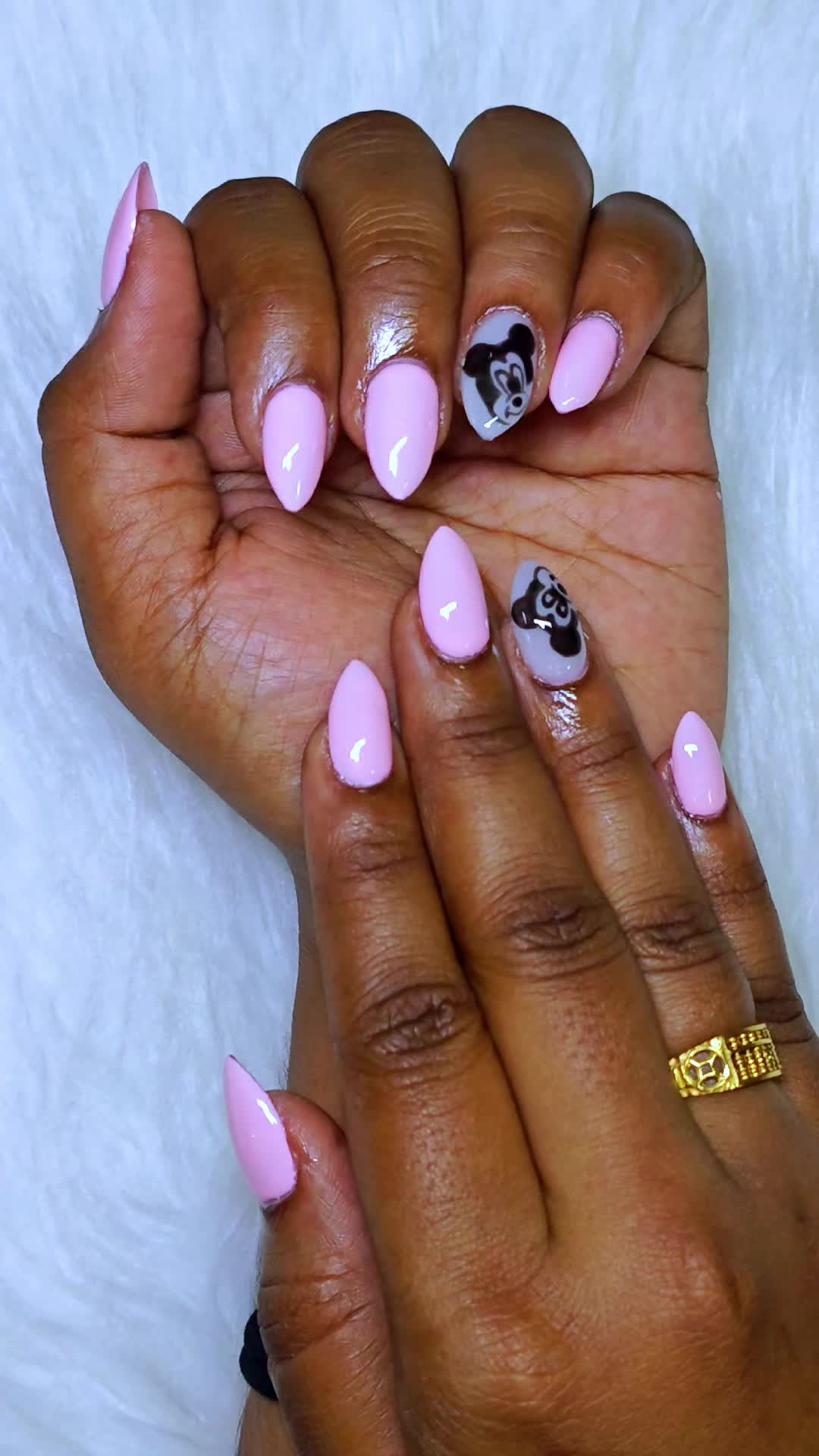 @𝓓𝓱𝓪𝓷𝓬𝔂 𝓢𝓽𝓾𝓭𝓲𝓸 🕊️