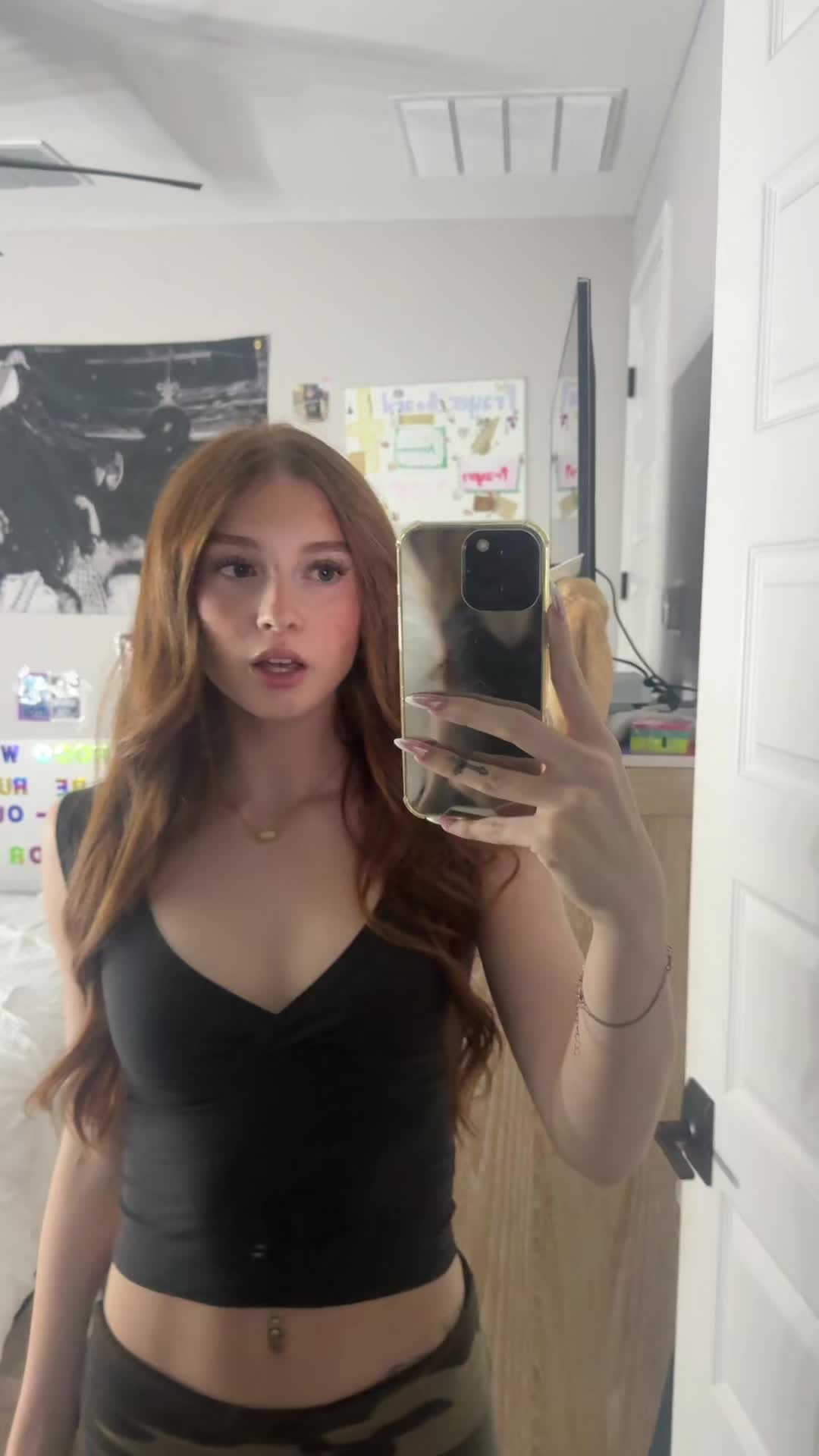 @bella