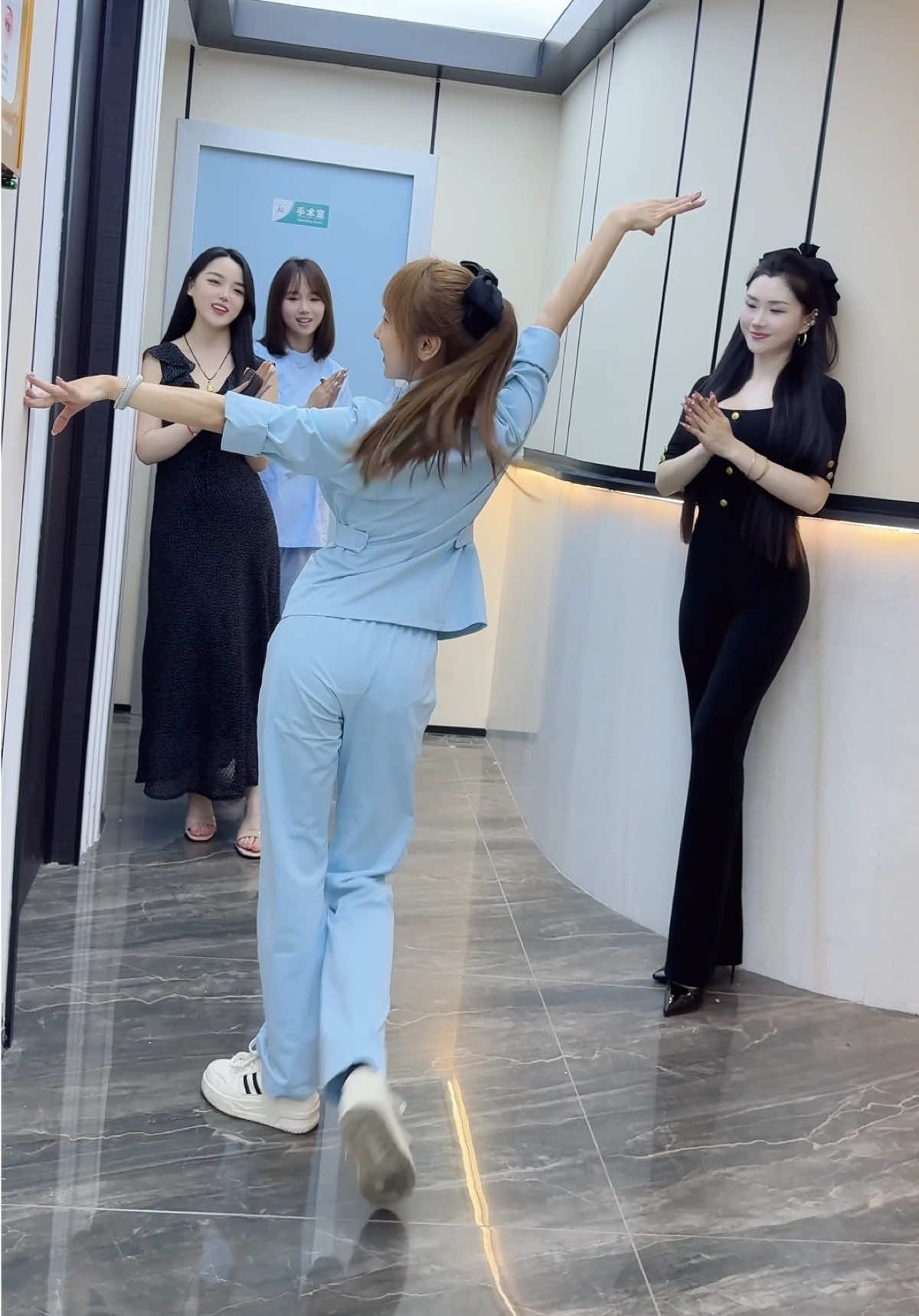 @小娇玲珑