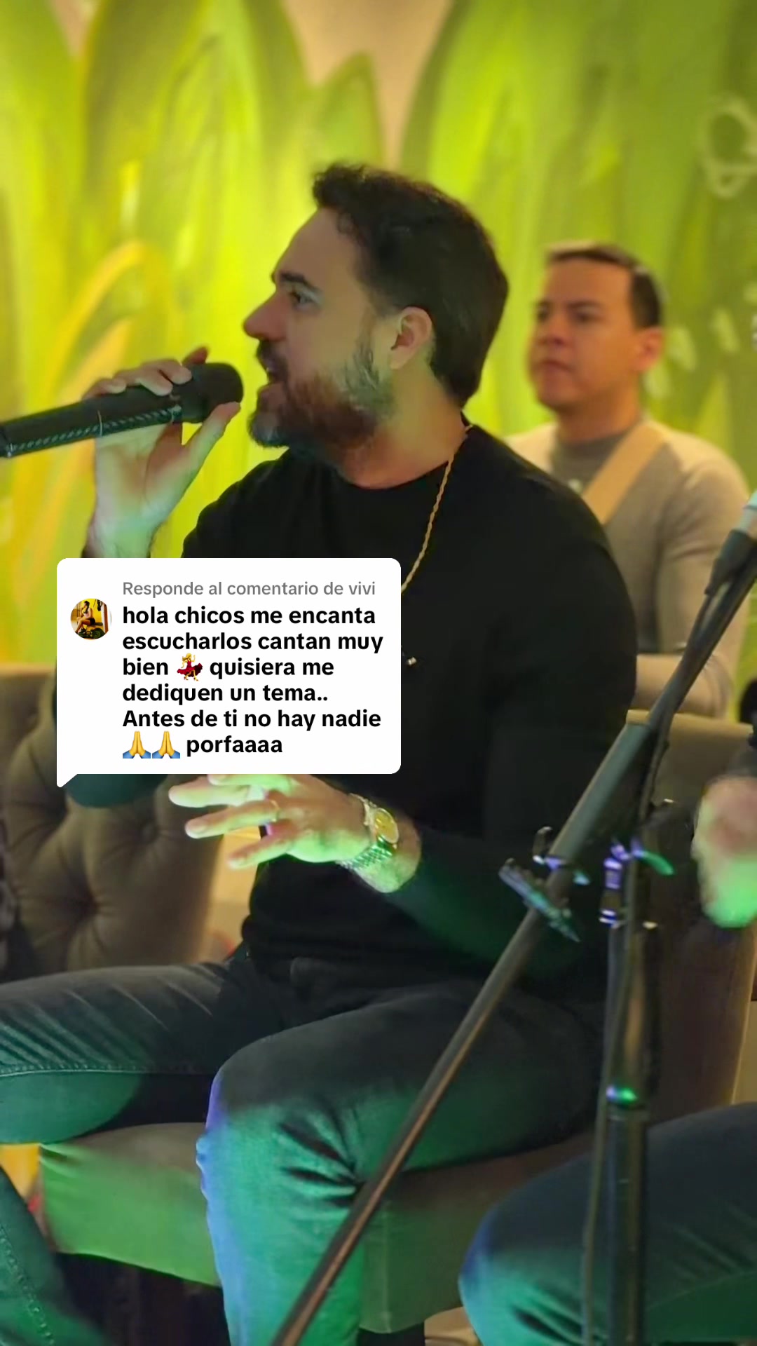 @Hermanos Barbery Oficial