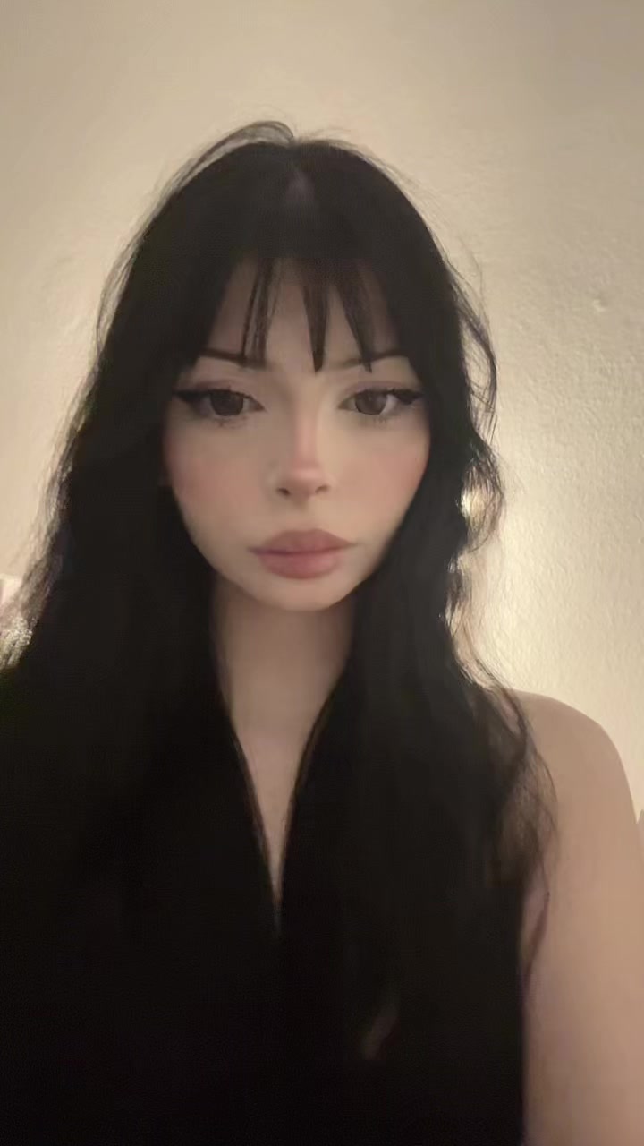 @melikenaz