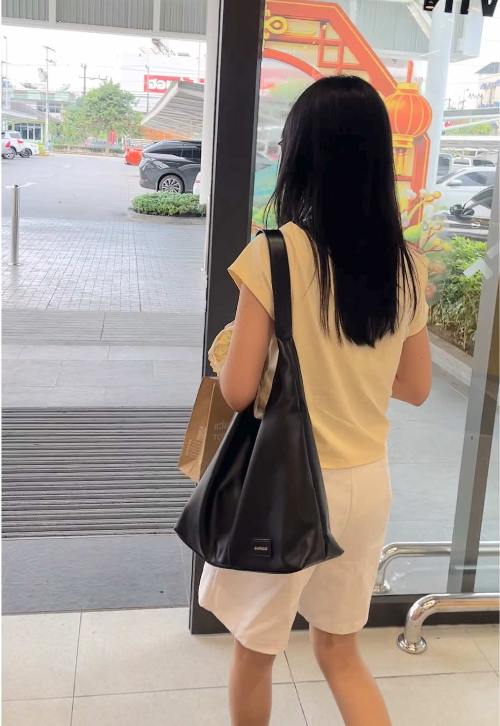 @สวัสดีวันเหงา.🪐