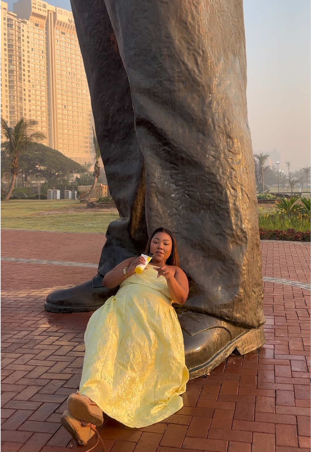 @Ntathu Zungu