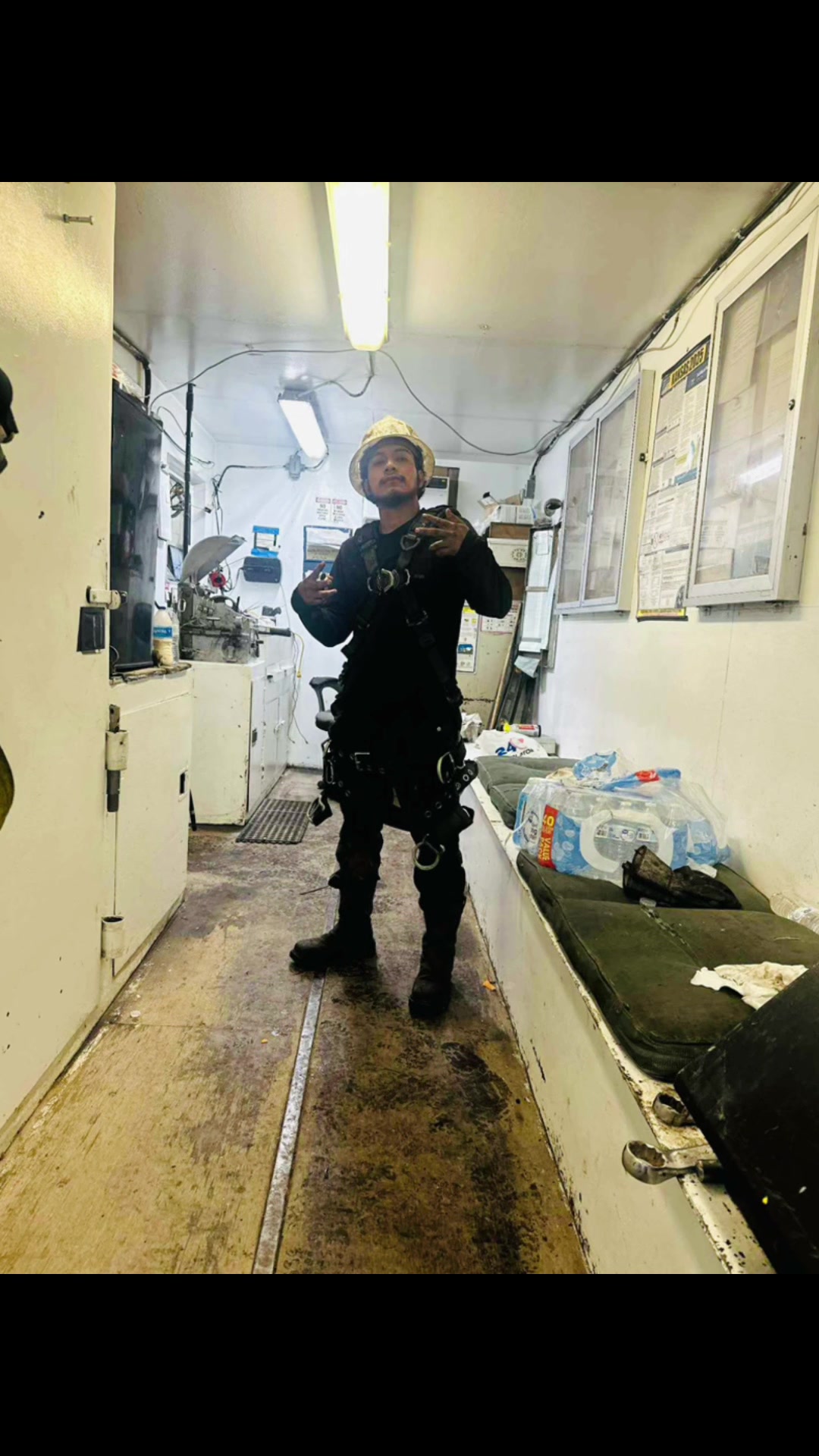 @Anibal 🇬🇹💪💵🛢️