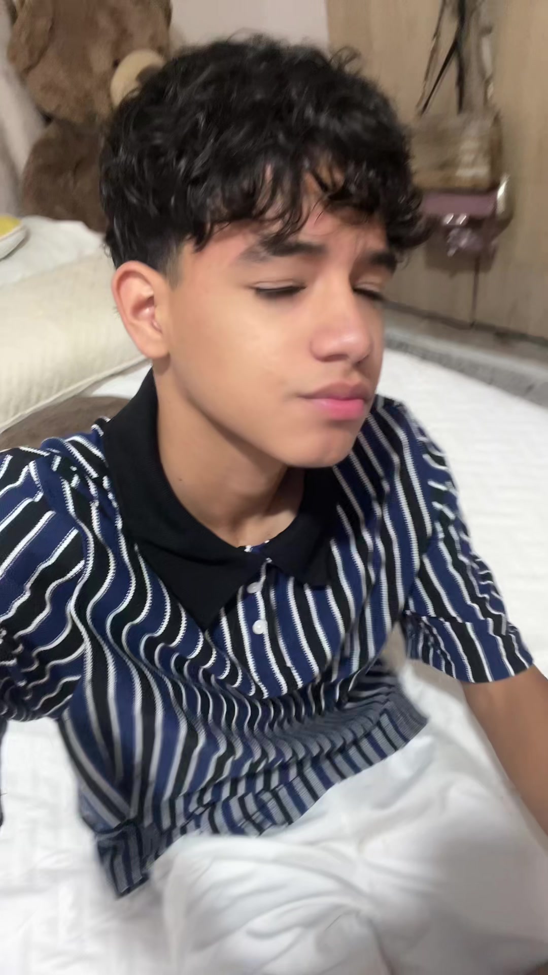 @Kleider Amv🤴🏻🌇