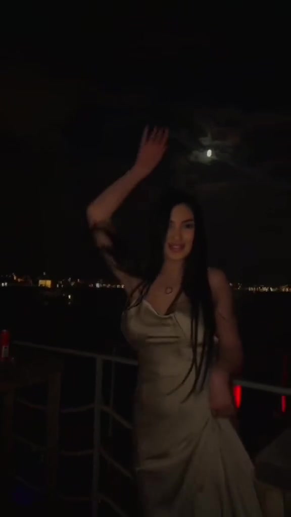 @jeee