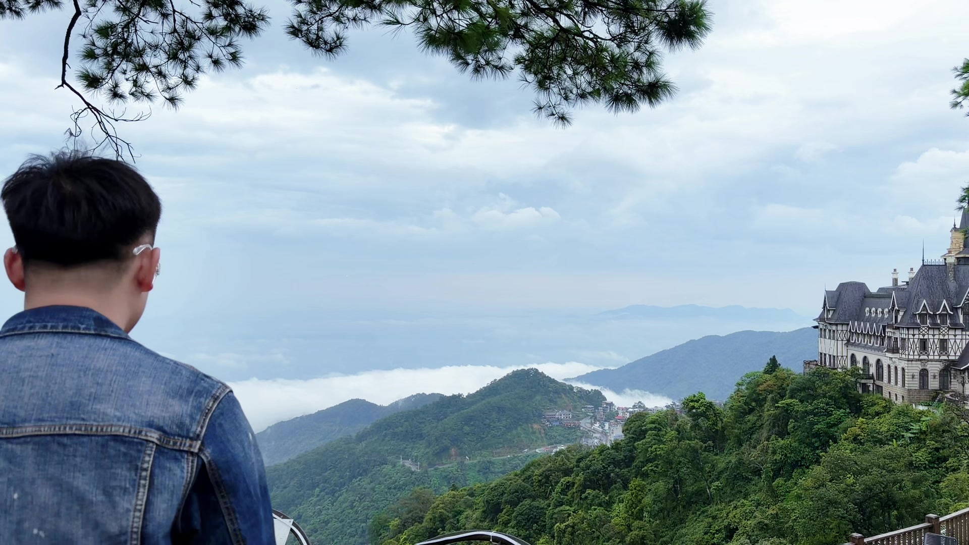 @Nguyễn Minh Chiến