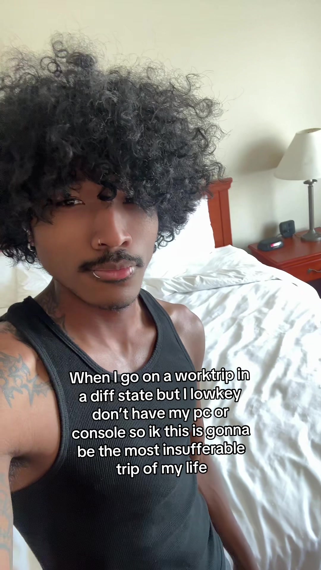 @️