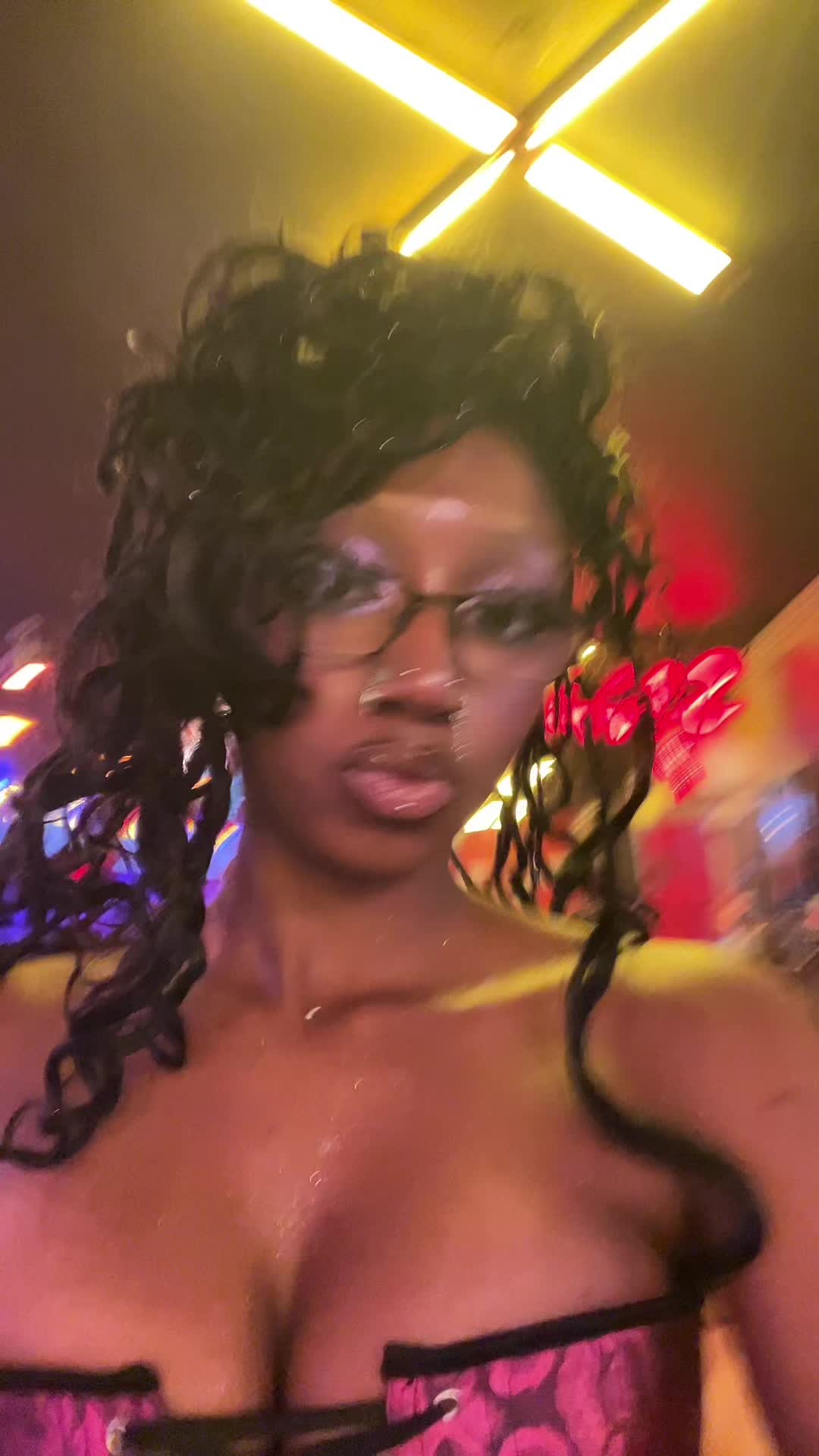 @Holyxtrin