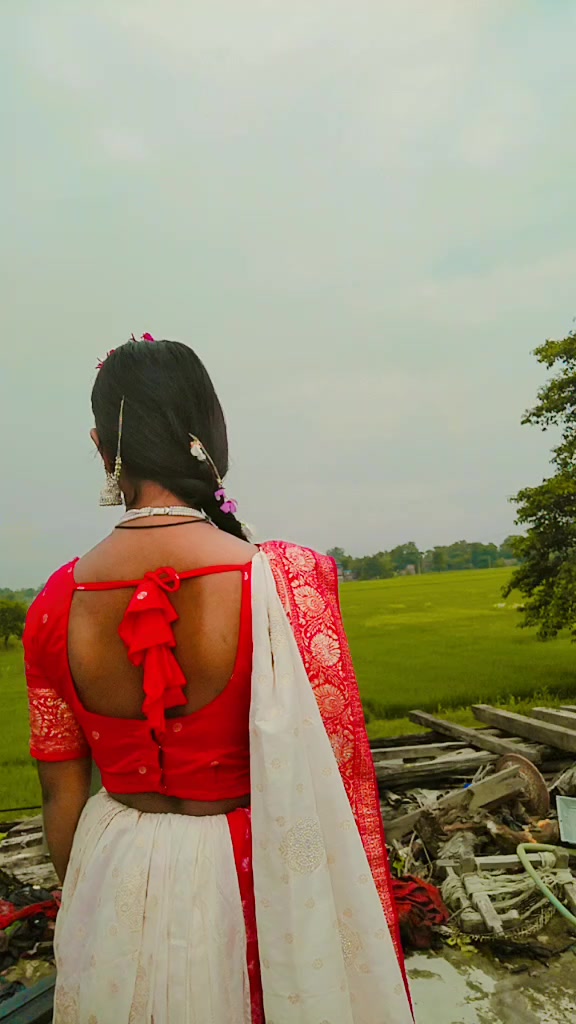 @𝙉𝘼𝙄𝙉𝘼....❣️