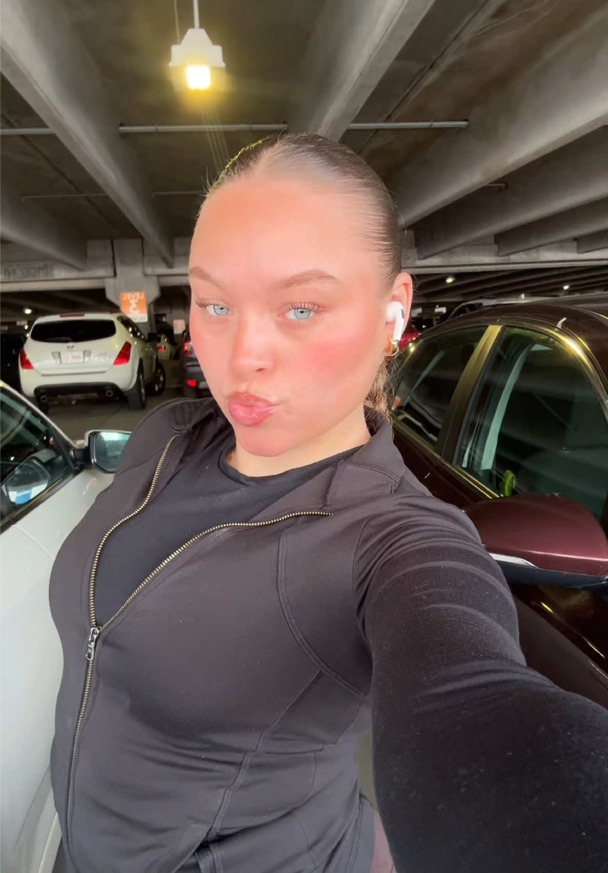 @iliana ๐