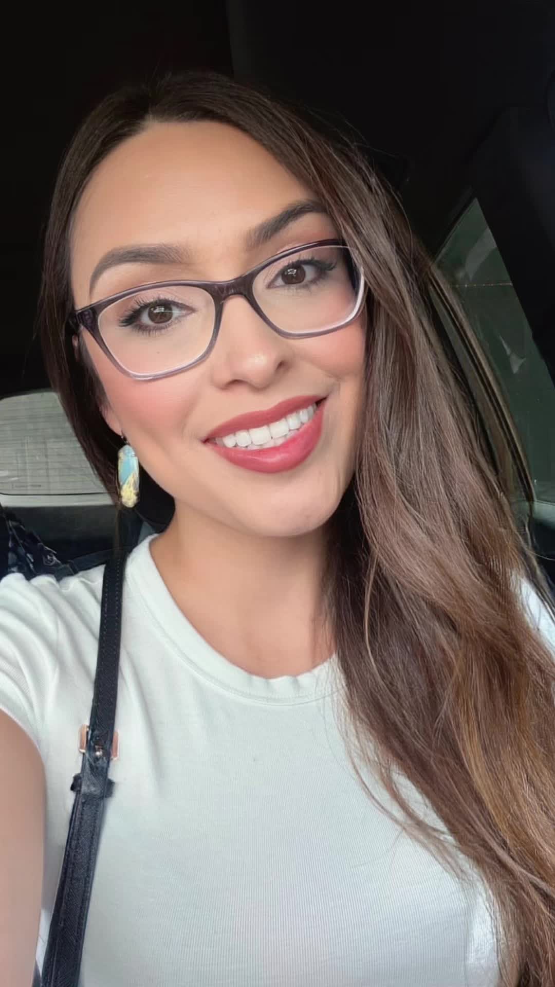 @Lady_in_red🦋