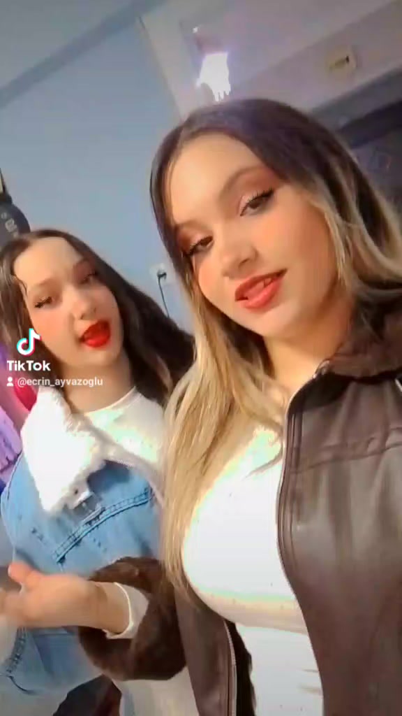 @Ecrin_