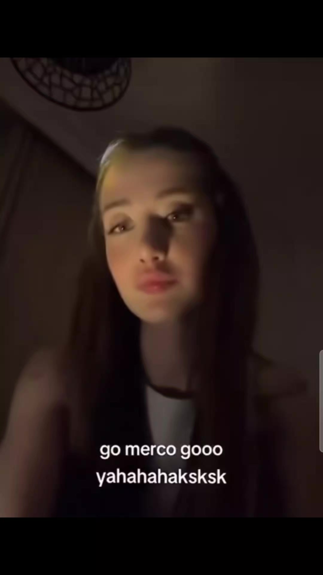 @Pecinta_emsuuu