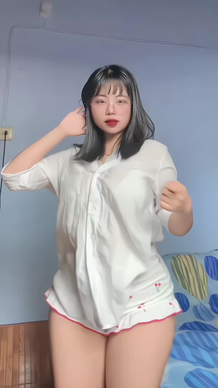@𝑪𝒉𝒖𝒆🦋