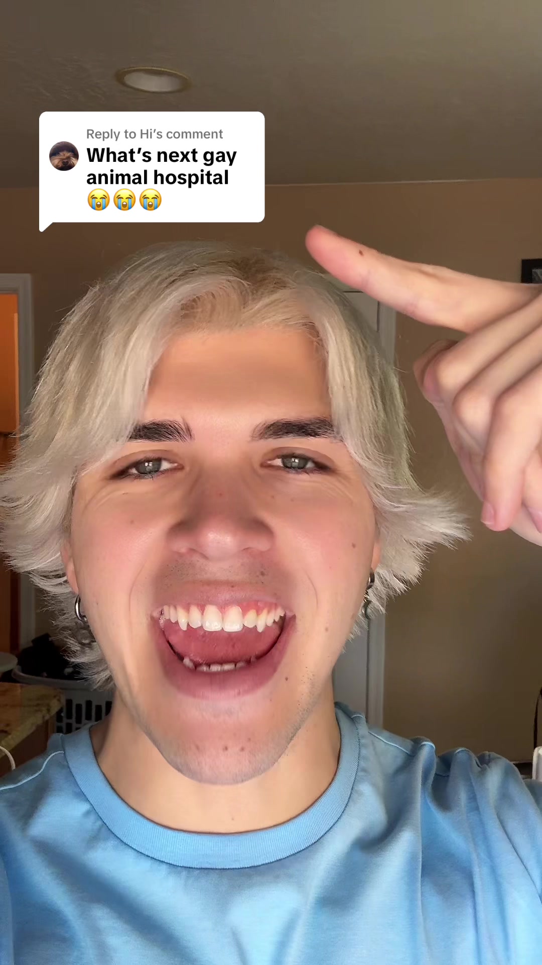 @BENJIxScarlett