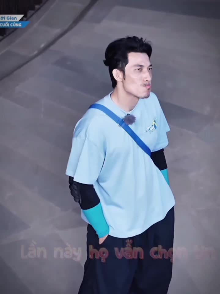 @ʜᴀᴜsᴛʏ