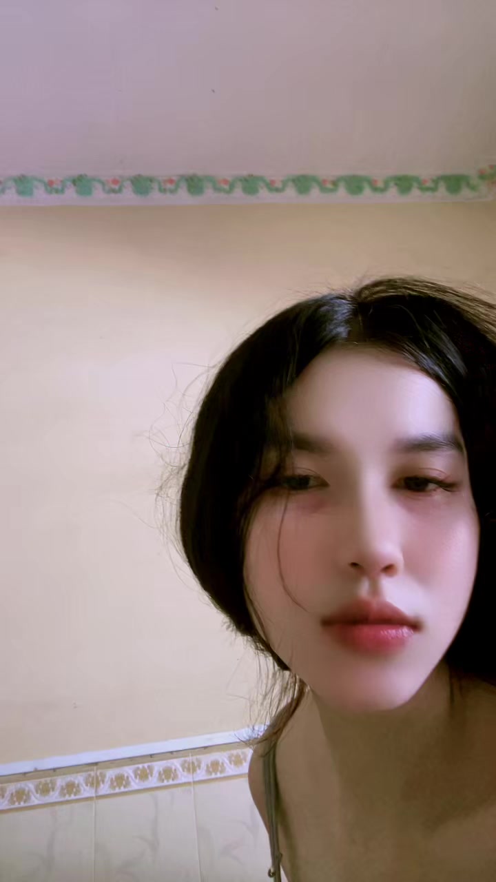 @J'e J'e Neang