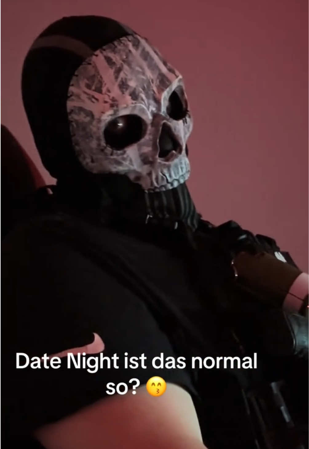 @ℳ𝒶𝓎&ᚷᚺᛟᛊᛏ