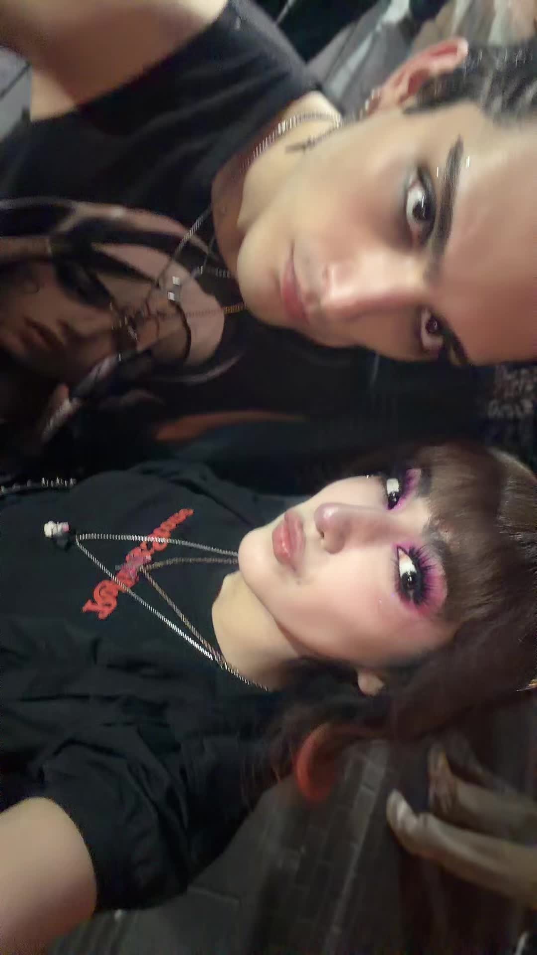 @𝔄𝔫𝔫𝔦𝔢 ⚰︎.