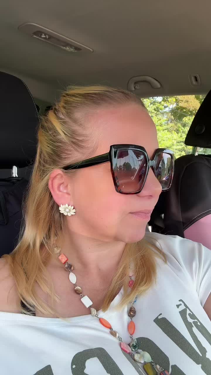 @kriskiss