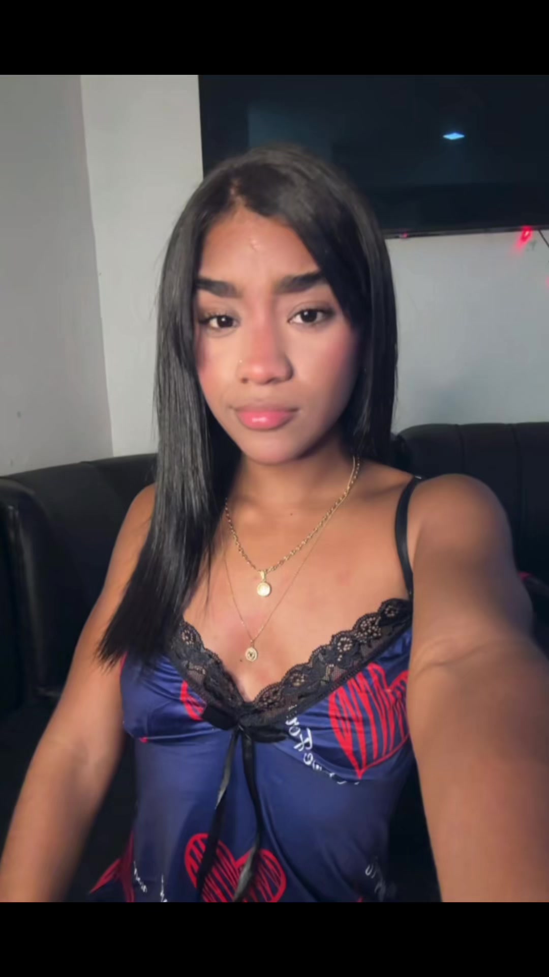 @𝒮𝑜𝒻&iacute;𝒶 𝒮𝒽𝒶𝓇𝓁𝑜𝓉𝒽𝑒