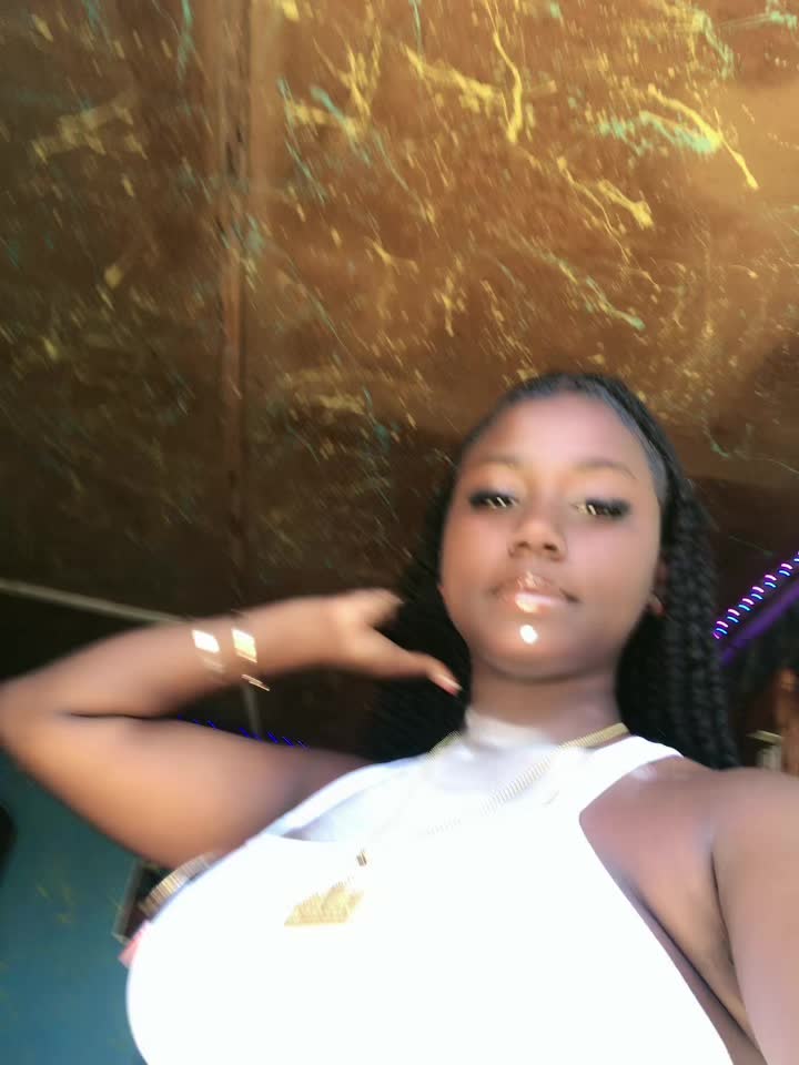 @Dhon dada💰🖤!