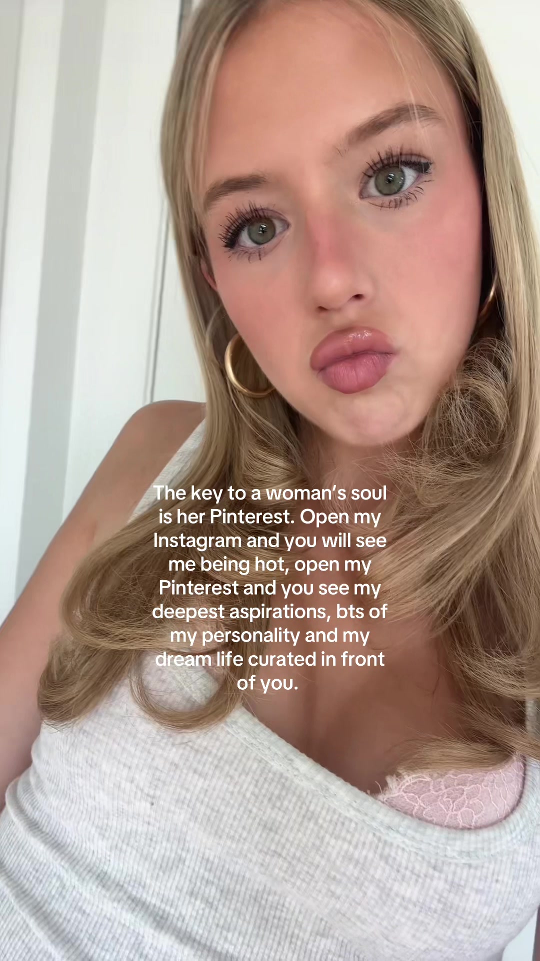 @KYRA| WELLNESS + FASHION